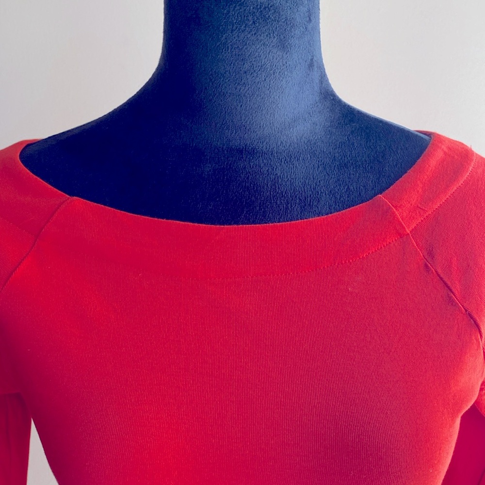 Top - Picture 2 of 4